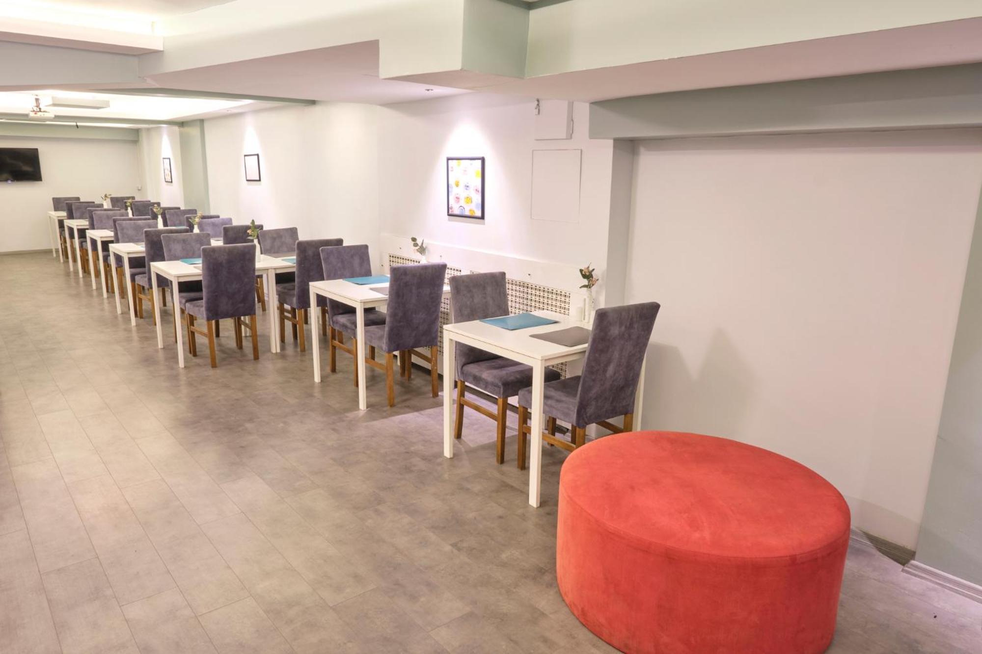 Hotel The Breeze 3*